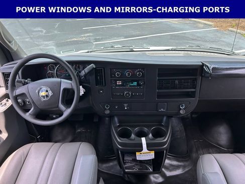 New 2026 Chevrolet Express 2500 Extended RWD image 6