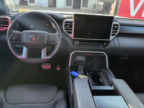 Used 2025 Toyota Tundra Platinum image 9