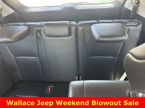 Used 2022 Toyota Highlander XLE image 15