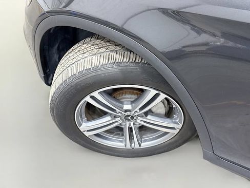 Used 2021 Mercedes-Benz GLC 300 image 38