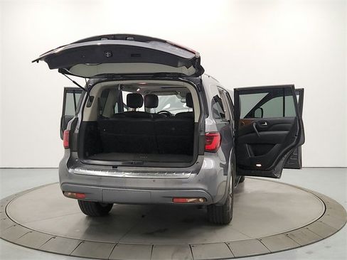 Used 2019 INFINITI QX80 Luxe image 14