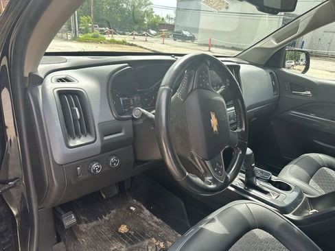 Used 2016 Chevrolet Colorado Z71 w/ Z71 Midnight Edition AWD/4WD image 12