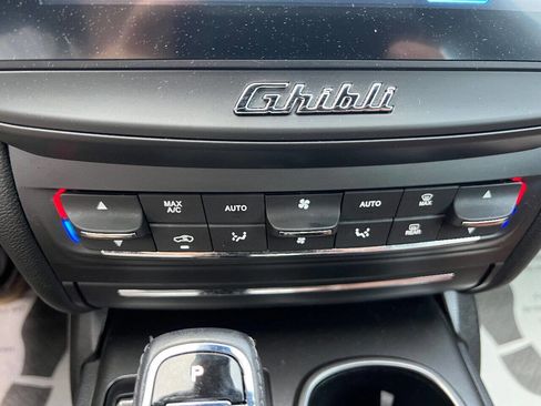 Used 2019 Maserati Ghibli image 30