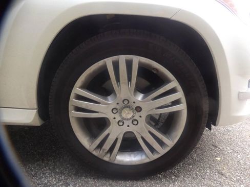 Used 2014 Mercedes-Benz GLK 350 4MATIC image 19