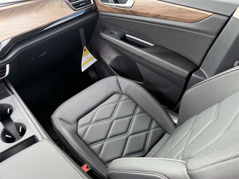 New 2026 Volkswagen Atlas SE image 27