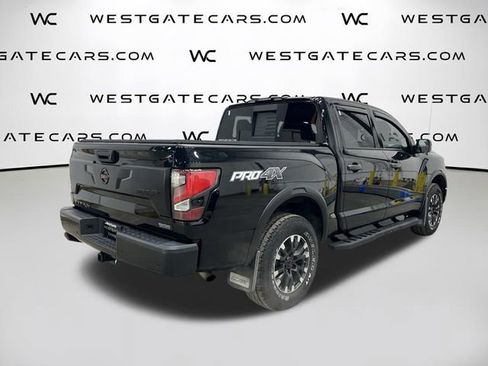 Used 2021 Nissan Titan PRO-4X w/ Pro-4x Convenience Package image 10