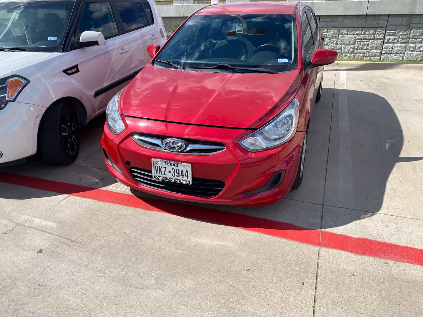 Used 2014 Hyundai Accent GS FWD image 1