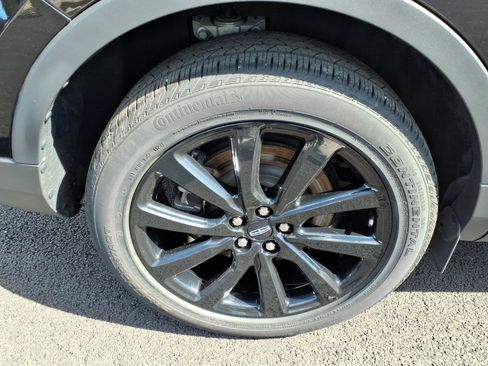 Certified 2023 Lincoln Nautilus Reserve w/ Equipment Group 201A AWD/4WD image 7