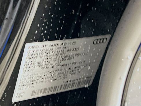 New 2026 Audi Q8 Premium Plus image 32