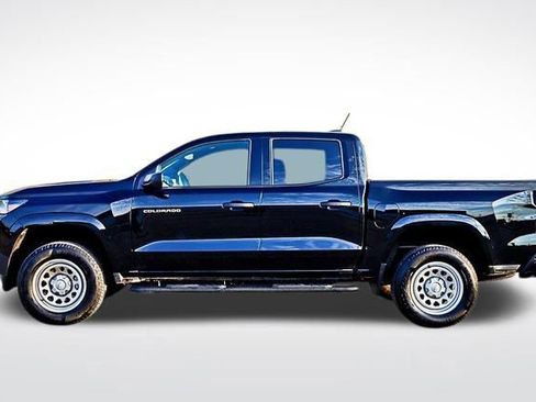 Used 2025 Chevrolet Colorado W/T w/ Advanced Trailering Package image 10