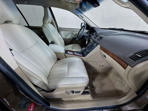 Used 2013 Volvo XC90 3.2 FWD image 33
