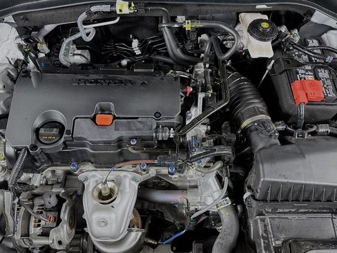 Certified 2025 Honda HR-V EX-L image 29