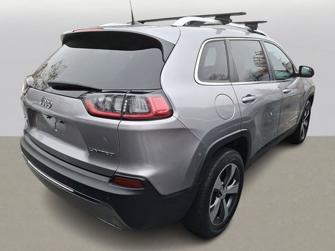 Used 2019 Jeep Cherokee Limited image 4