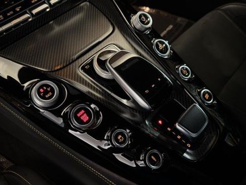 Used 2019 Mercedes-Benz AMG GT R image 8
