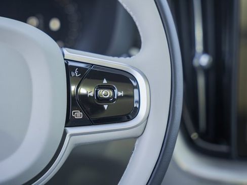 New 2026 Volvo XC60 B5 Ultra w/ Protection Package Premier image 29