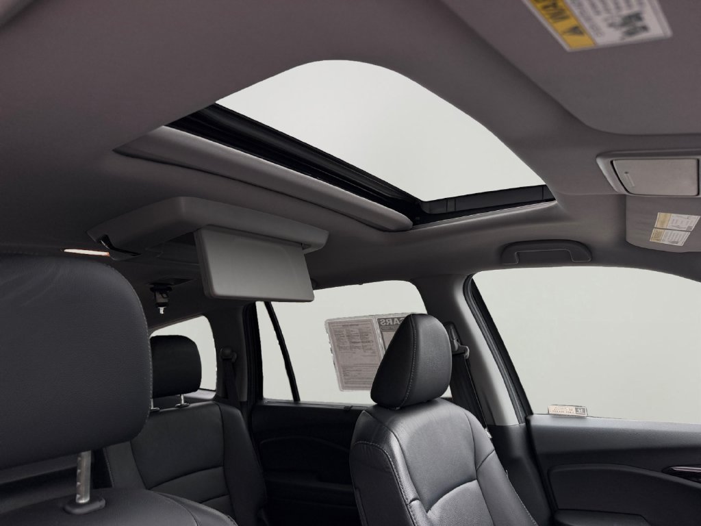 Used 2021 Honda Pilot Touring image 7