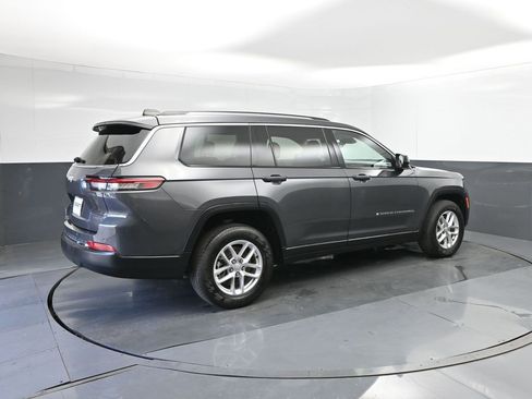 Used 2021 Jeep Grand Cherokee L Laredo w/ Luxury Tech Group I image 15