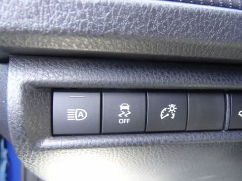Used 2026 Toyota Camry SE w/ Multimedia Upgrade Package FWD image 9