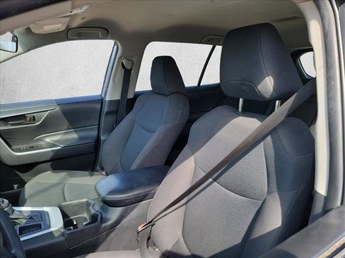 Used 2023 Toyota RAV4 LE FWD image 10