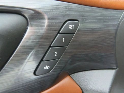 Used 2018 Chevrolet Traverse High Country image 50