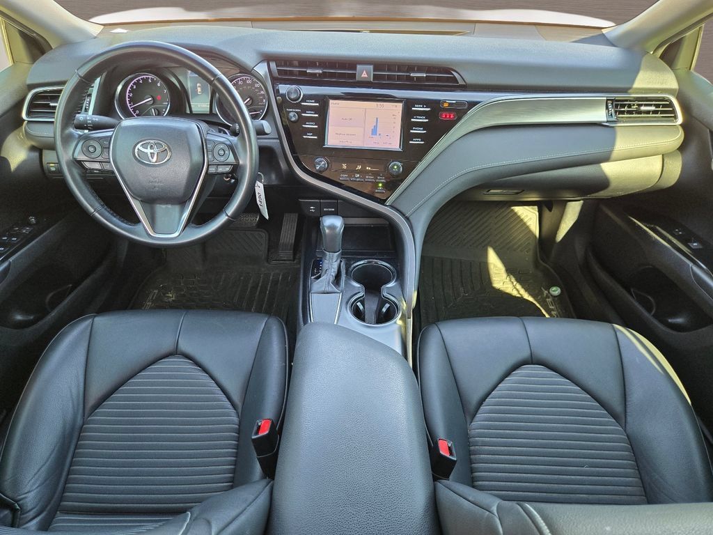 Used 2019 Toyota Camry SE FWD image 14