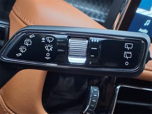 Certified 2022 Lincoln Nautilus Black Label w/ Class II Trailer Tow Package image 16