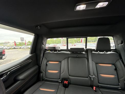 Certified 2024 GMC Sierra 1500 AT4 w/ Technology Package AWD/4WD image 11