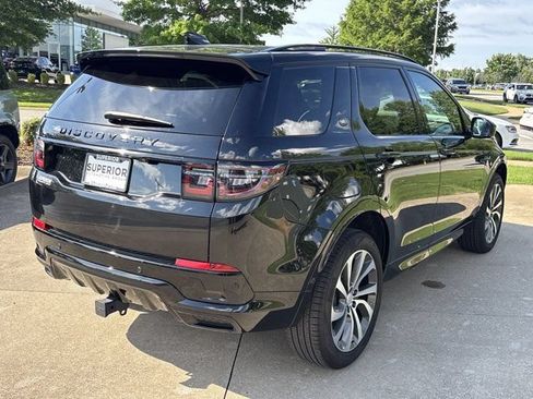 Used 2025 Land Rover Discovery Sport Dynamic SE AWD/4WD image 3