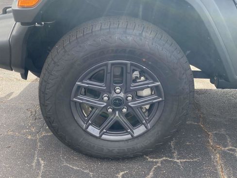 Certified 2024 Jeep Wrangler Sport S image 10