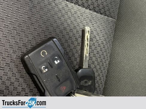 Used 2016 Chevrolet Silverado 1500 LT w/ All Star Edition image 26