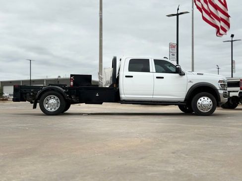 Used 2025 RAM 5500 Tradesman w/ Safety Group image 7