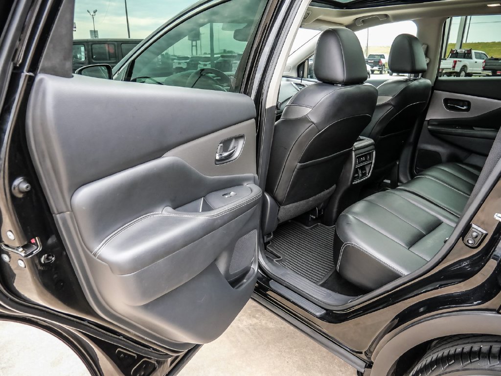 Used 2020 Nissan Murano SL w/ Moonroof Package FWD image 25