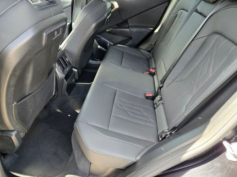 Used 2025 BMW X3 xDrive30i w/ Premium Package image 12