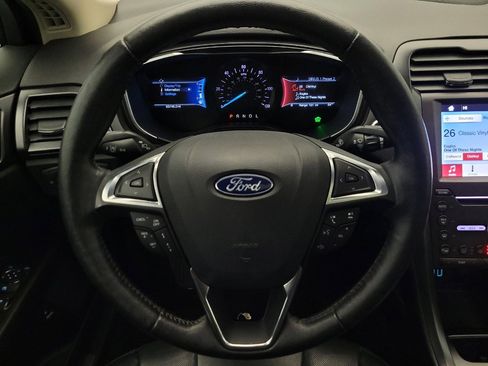 Used 2019 Ford Fusion Energi Titanium image 22
