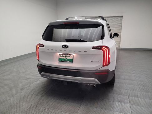 Used 2021 Kia Telluride EX w/ EX Premium Package FWD image 7