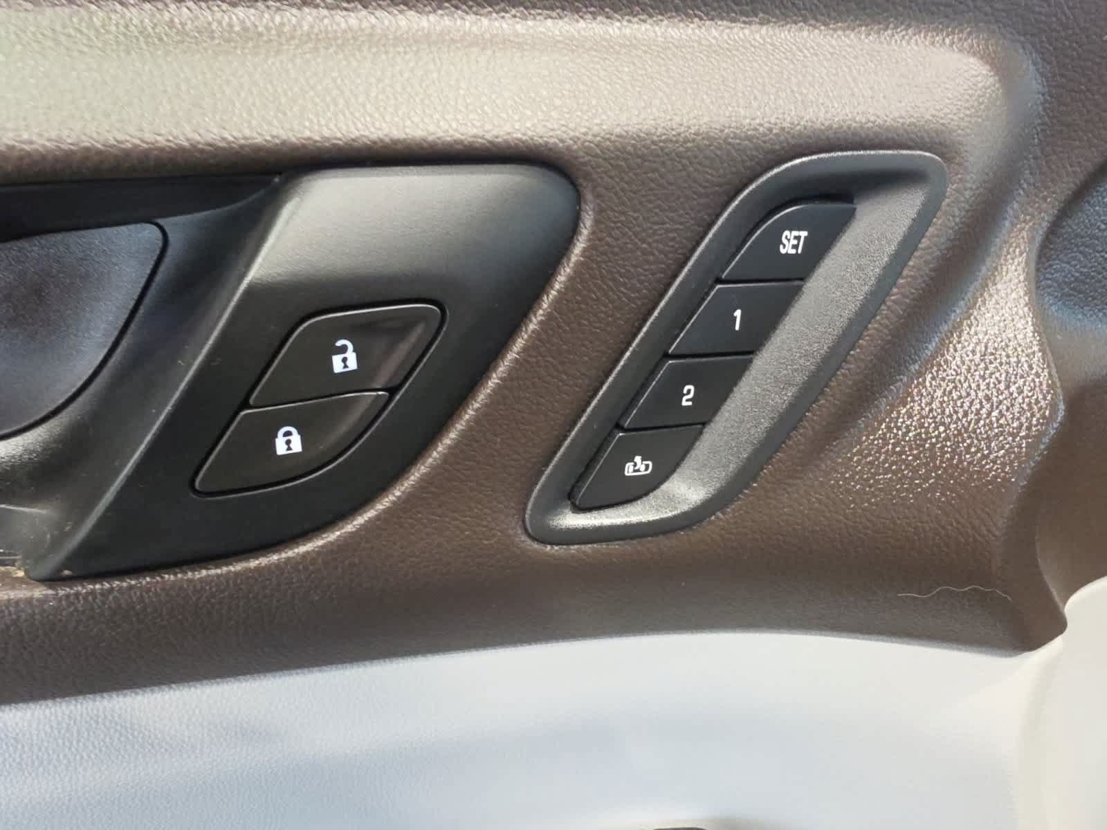 Used 2020 GMC Acadia SLT w/ GMC Pro Grade Package AWD/4WD image 23