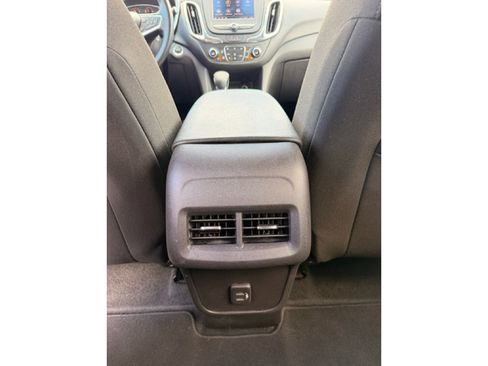 Used 2024 Chevrolet Equinox LT AWD/4WD image 15