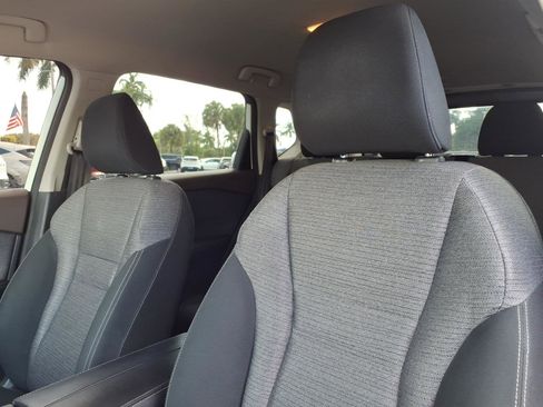 Certified 2021 Nissan Rogue SV image 17