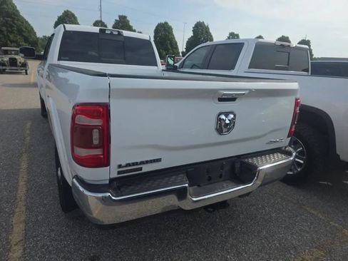 Used 2022 RAM 3500 Laramie AWD/4WD image 3