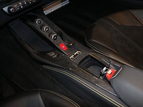 Certified 2021 Ferrari 812 GTS image 92