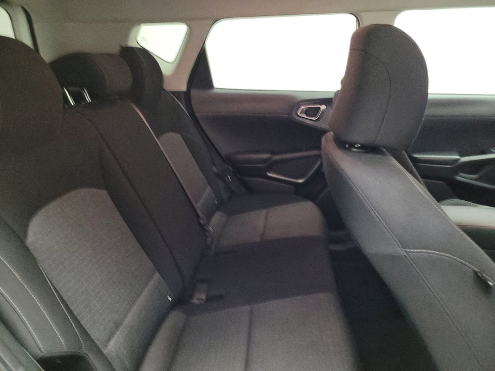 Used 2021 Kia Soul S FWD image 19