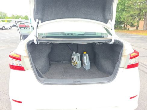 Used 2014 Nissan Sentra SR w/ SR Driver Package FWD image 23