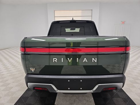 Used 2022 Rivian R1T Adventure AWD/4WD image 4