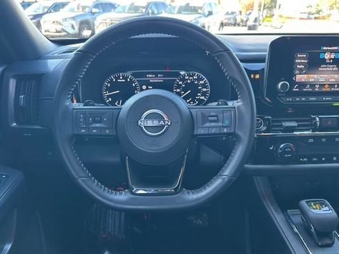 Used 2024 Nissan Pathfinder Rock Creek image 16