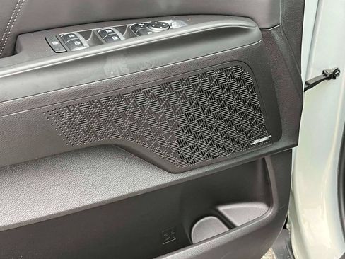 Certified 2026 Kia Carnival SX Prestige FWD image 17