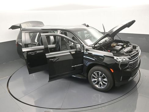 Used 2024 Chevrolet Suburban LT image 85