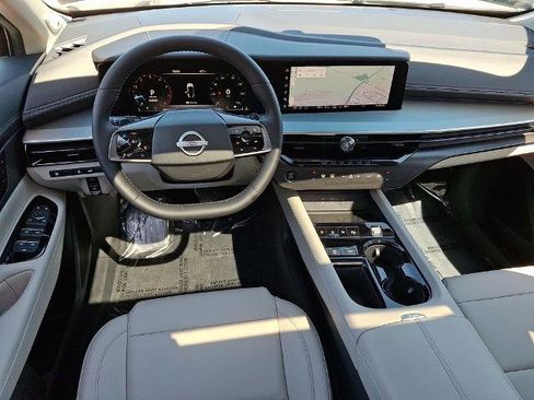 Certified 2025 Nissan Murano SL w/ Cargo Package AWD/4WD image 12
