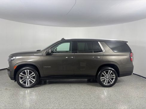 Used 2021 Chevrolet Tahoe High Country w/ Premium Package AWD/4WD image 5