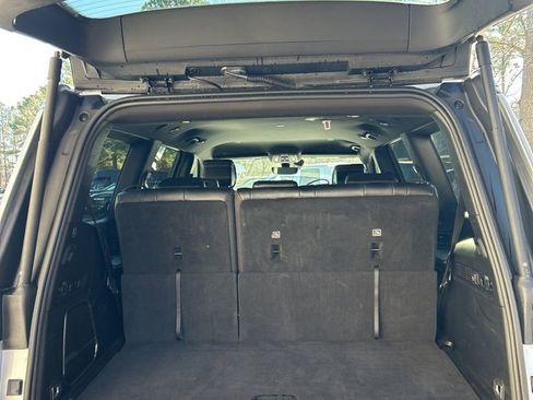 Used 2024 Jeep Wagoneer Series II image 4