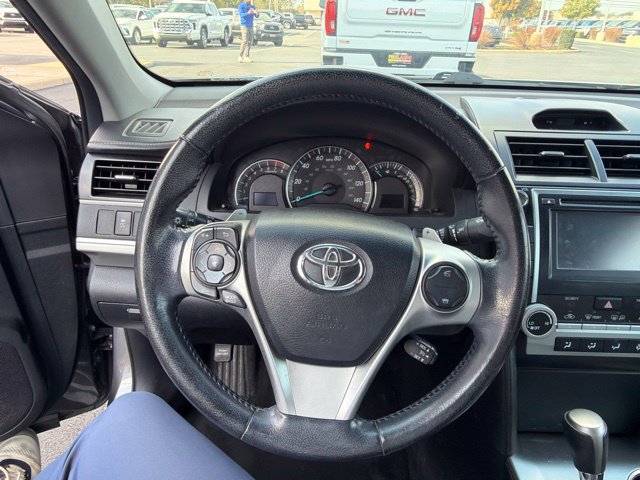 Used 2013 Toyota Camry SE FWD image 16